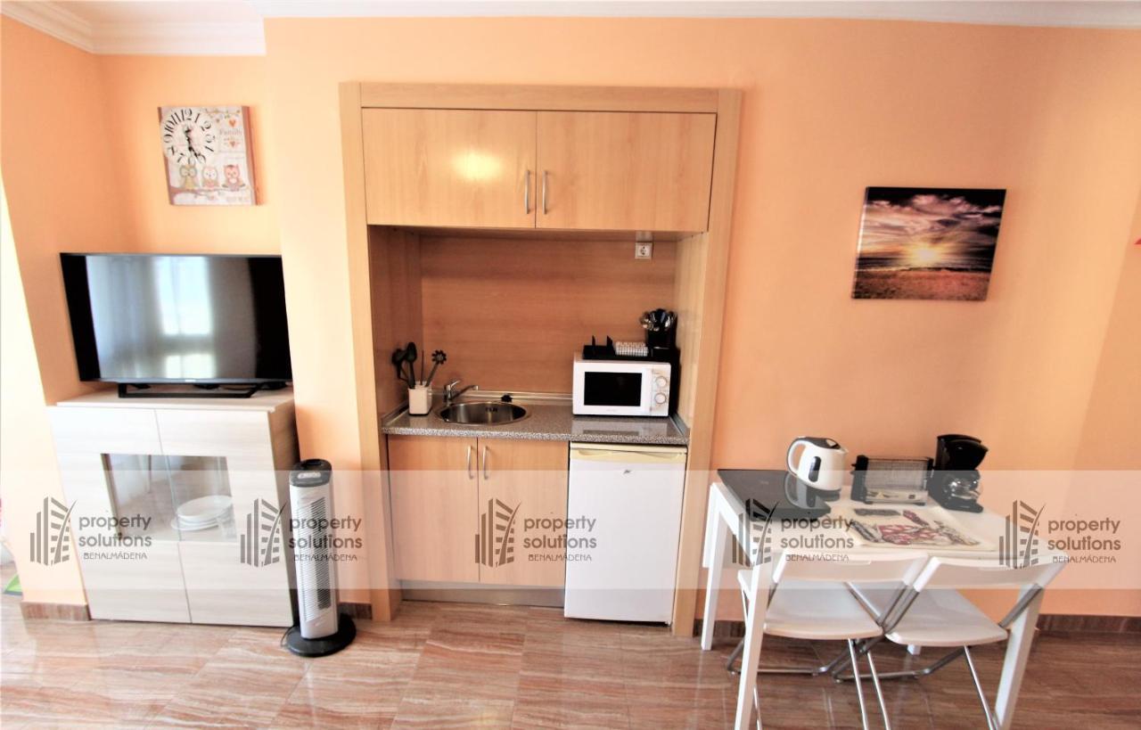 Playamar - Apartamento Copenhague - A 50 Metros De La Playa - Piscina Y Parking Gratis Apartment Torremolinos Bagian luar foto